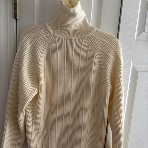 NWOT Heavy Men's Thane Ivory Ribbed Sweater Size M